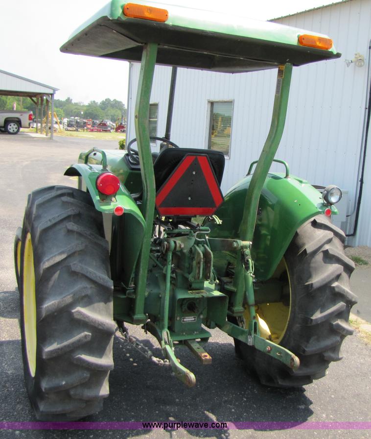 image for item 3449 1984 John Deere 1050 tractor