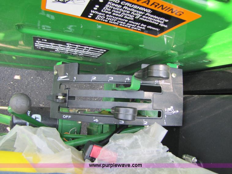 image for item 3450 2010 John Deere 5045D tractor