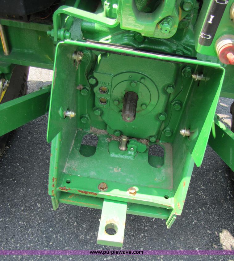 image for item 3450 2010 John Deere 5045D tractor
