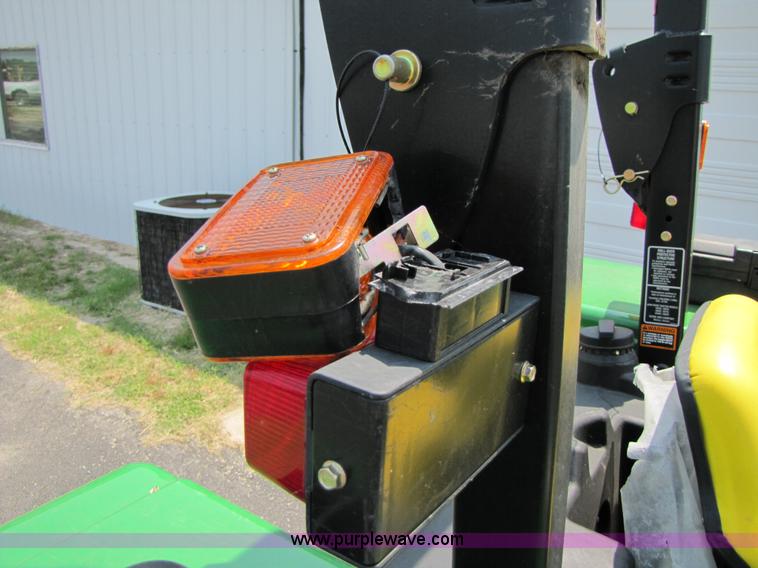 image for item 3450 2010 John Deere 5045D tractor