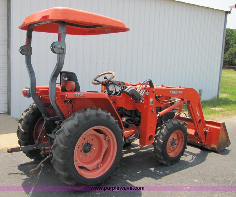 image for item 3451 Kubota L3400 MFWD tractor