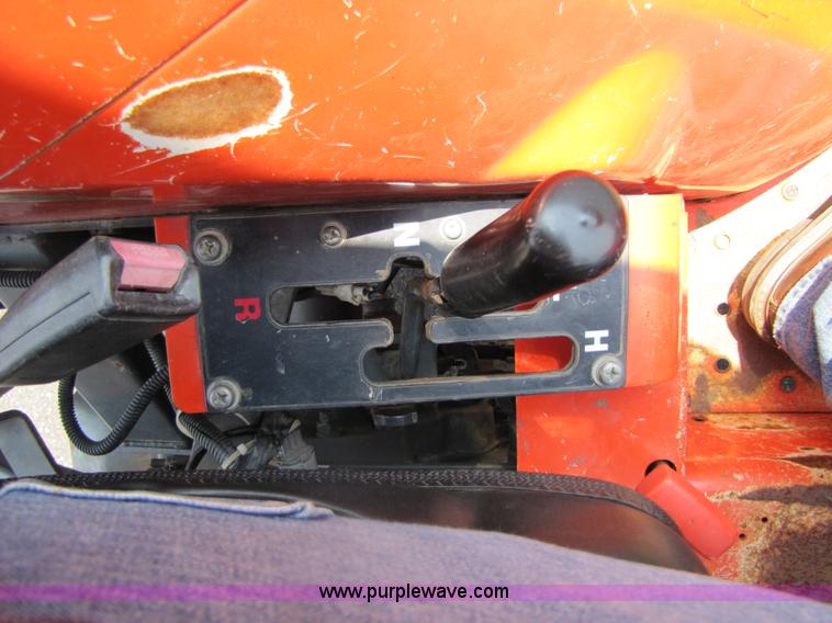 image for item 3451 Kubota L3400 MFWD tractor