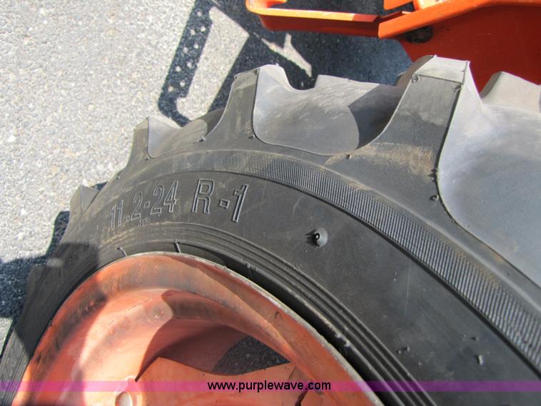 image for item 3451 Kubota L3400 MFWD tractor