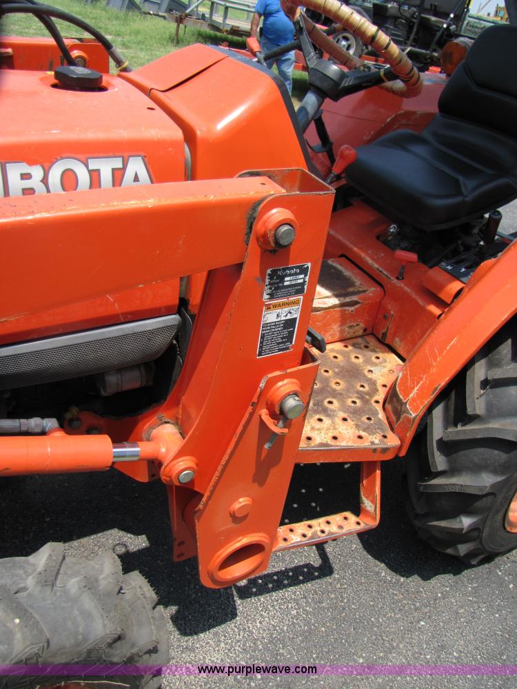 image for item 3451 Kubota L3400 MFWD tractor