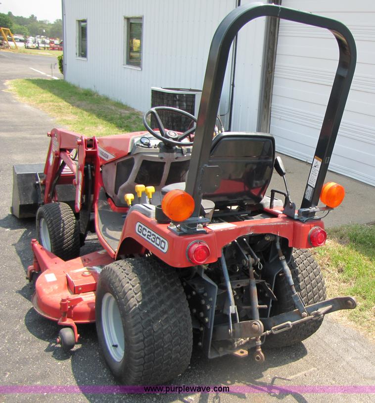 image for item 3452 Massey-Ferguson GC2300 MFWD tractor