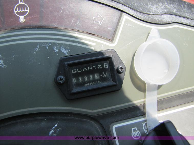 image for item 3452 Massey-Ferguson GC2300 MFWD tractor