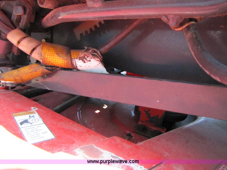 image for item 3452 Massey-Ferguson GC2300 MFWD tractor