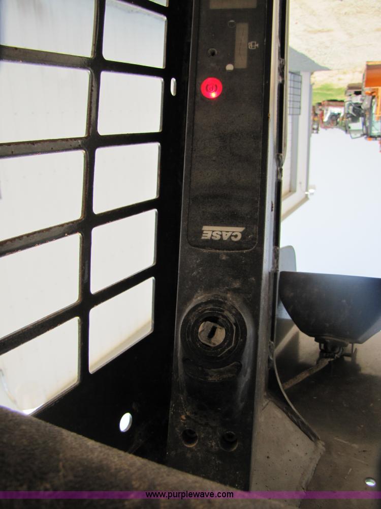 image for item 3454 2006 Case 465 skid steer