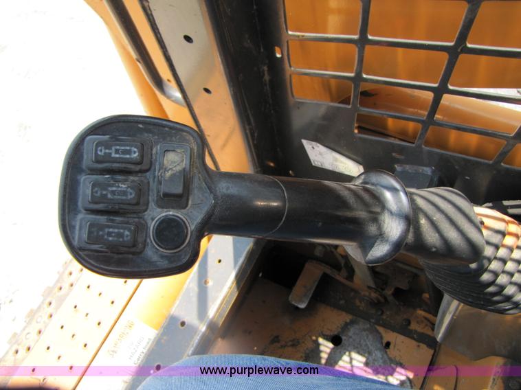 image for item 3454 2006 Case 465 skid steer