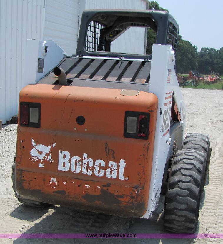 image for item 3457 2002 Bobcat 863 skid steer