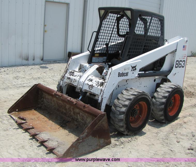 image for item 3457 2002 Bobcat 863 skid steer