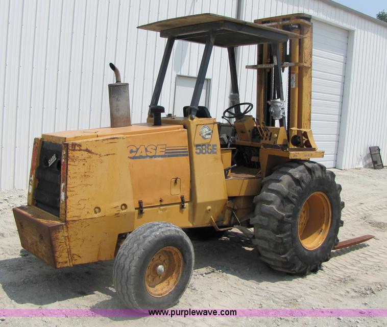 image for item 3459 1997 Case 586E rough terrain forklift