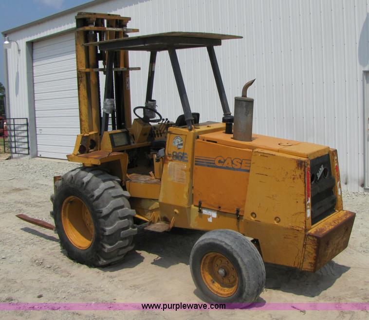 image for item 3459 1997 Case 586E rough terrain forklift