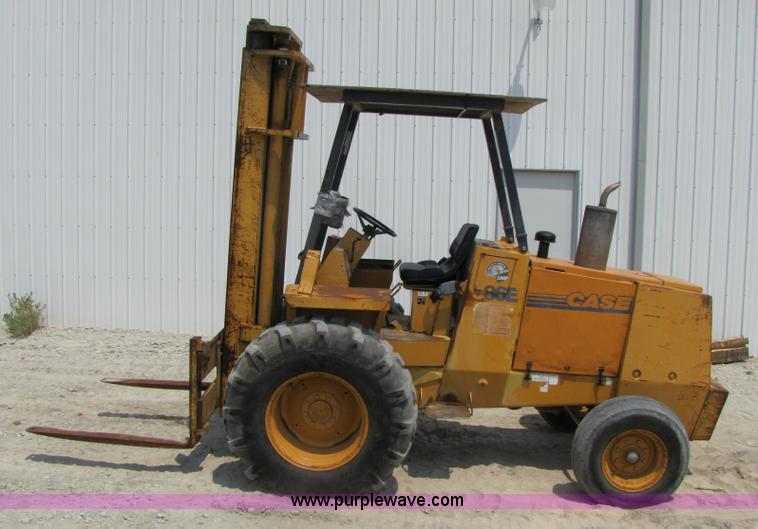 image for item 3459 1997 Case 586E rough terrain forklift