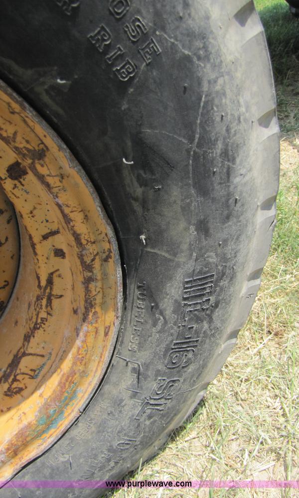 image for item 3459 1997 Case 586E rough terrain forklift