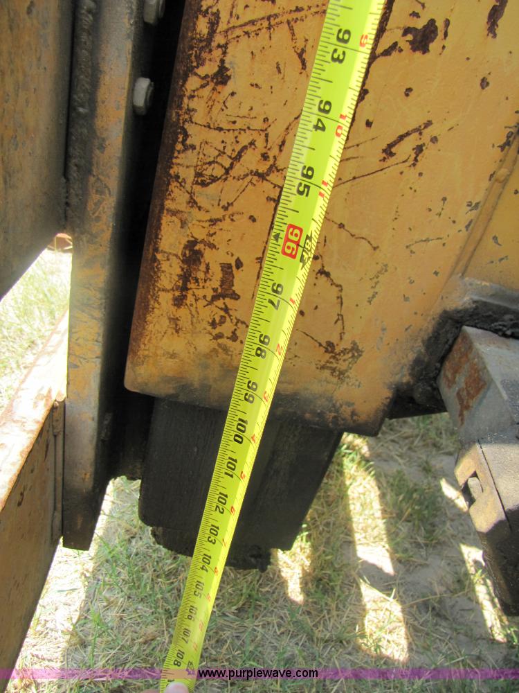 image for item 3459 1997 Case 586E rough terrain forklift