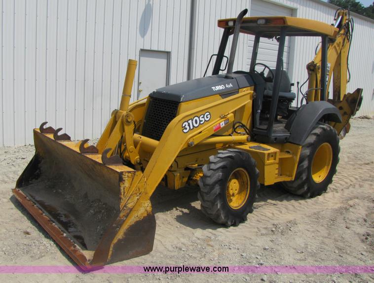 image for item 3460 2002 John Deere 310SG backhoe
