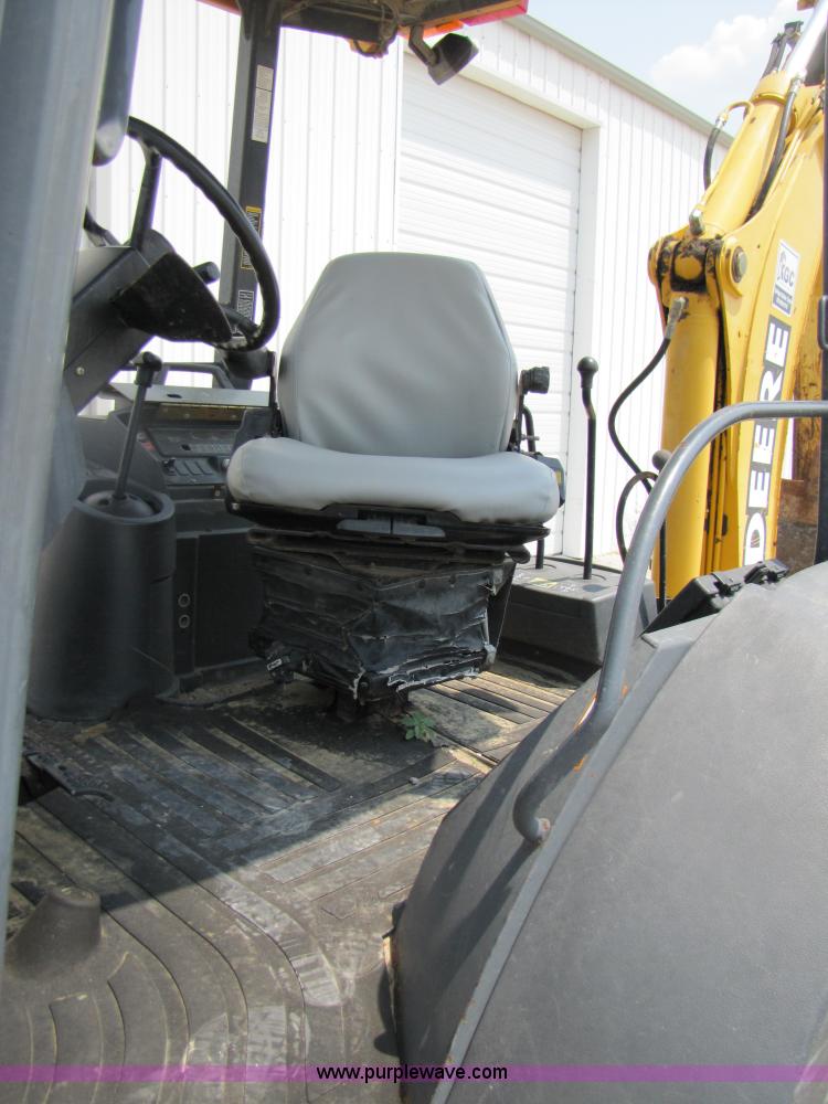 image for item 3460 2002 John Deere 310SG backhoe