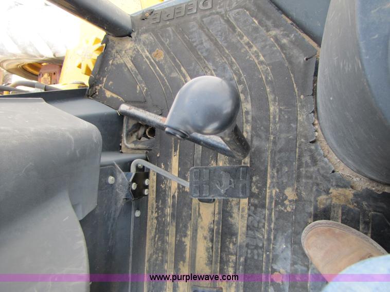 image for item 3460 2002 John Deere 310SG backhoe