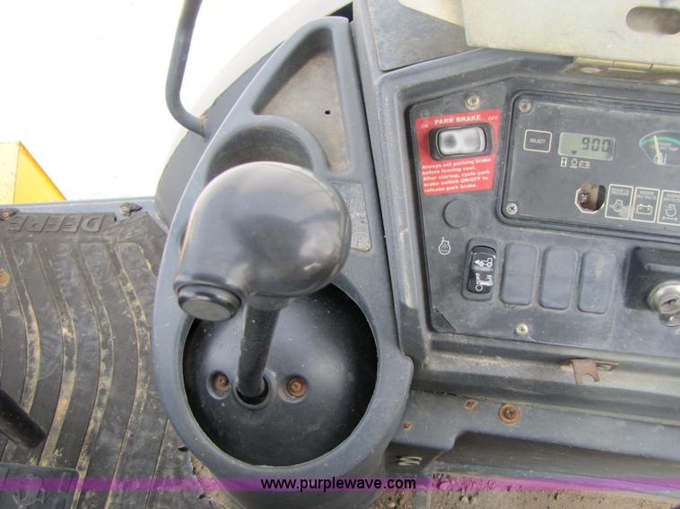 image for item 3460 2002 John Deere 310SG backhoe