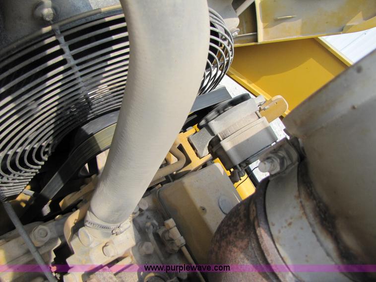 image for item 3460 2002 John Deere 310SG backhoe