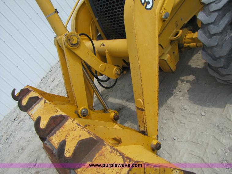 image for item 3460 2002 John Deere 310SG backhoe