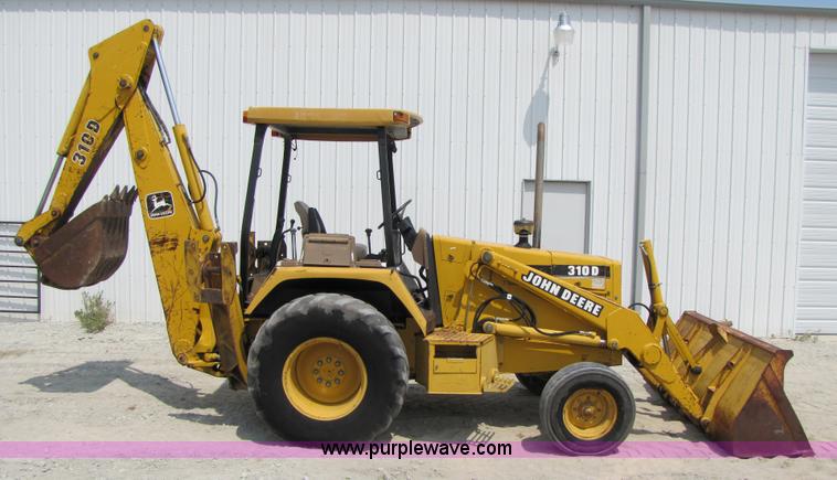 image for item 3461 1996 John Deere 310D backhoe