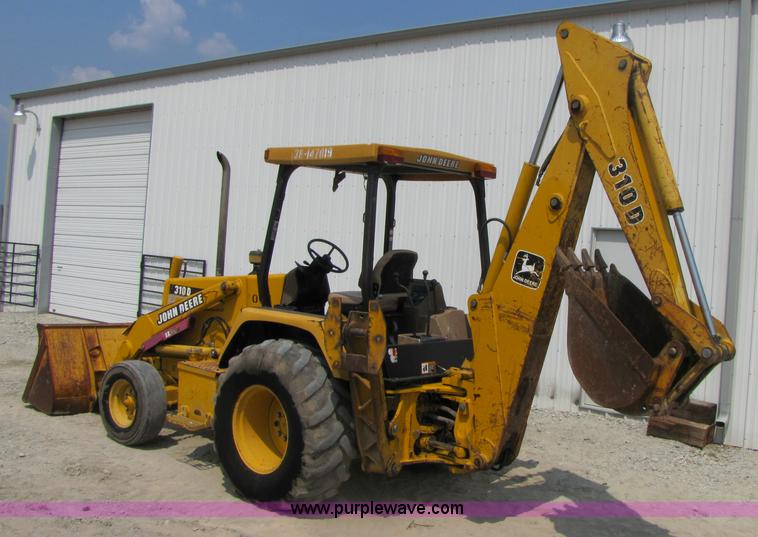 image for item 3461 1996 John Deere 310D backhoe