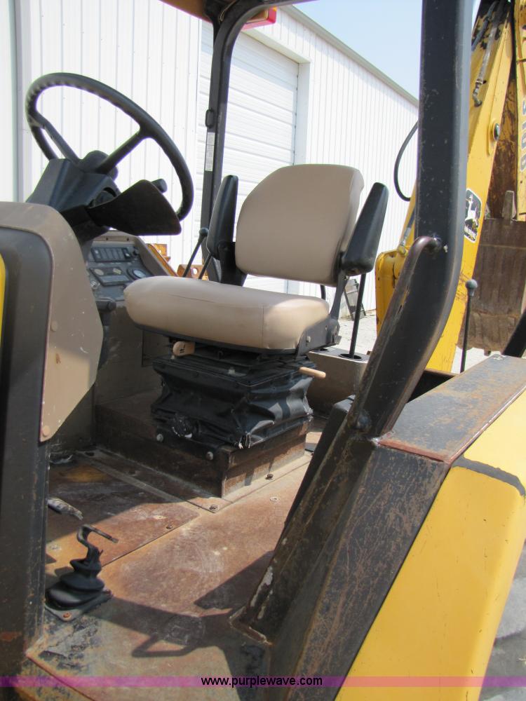 image for item 3461 1996 John Deere 310D backhoe