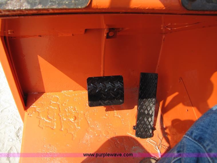 image for item 3462 1994 SkyTrak 6036 telehandler