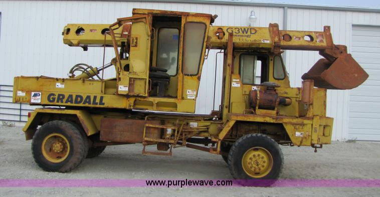 image for item 3464 Gradall G3WD wheel excavator