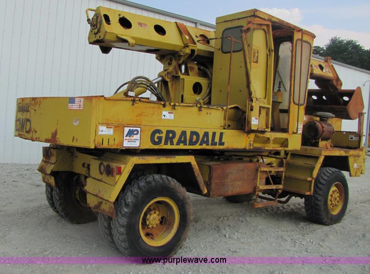 image for item 3464 Gradall G3WD wheel excavator