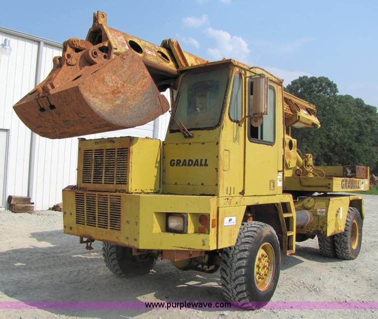 image for item 3464 Gradall G3WD wheel excavator