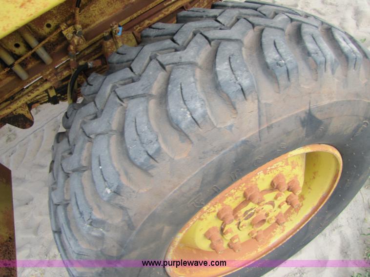 image for item 3464 Gradall G3WD wheel excavator