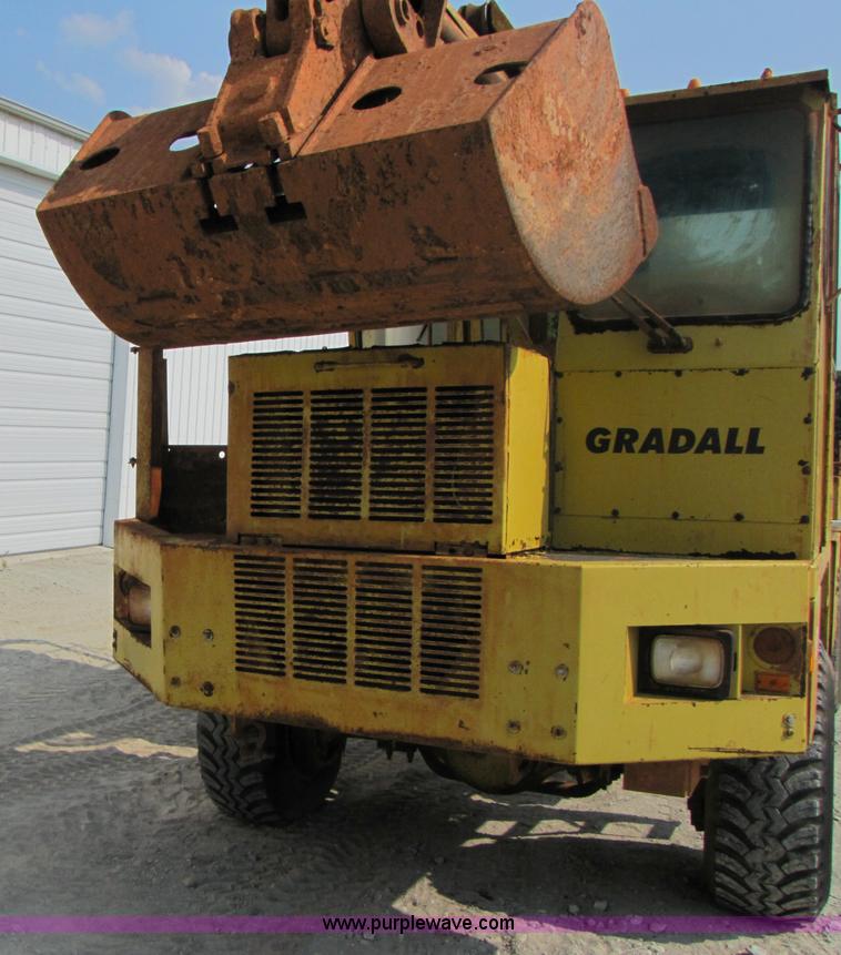 image for item 3464 Gradall G3WD wheel excavator