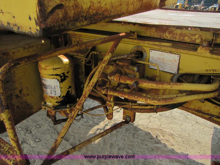 image for item 3464 Gradall G3WD wheel excavator