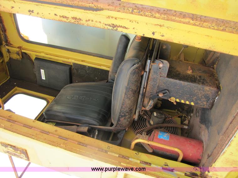 image for item 3464 Gradall G3WD wheel excavator