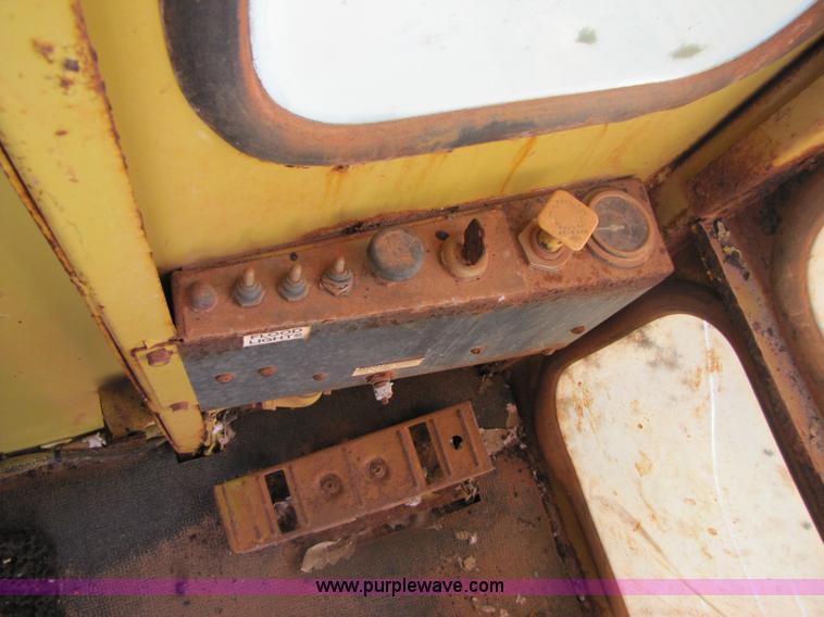 image for item 3464 Gradall G3WD wheel excavator