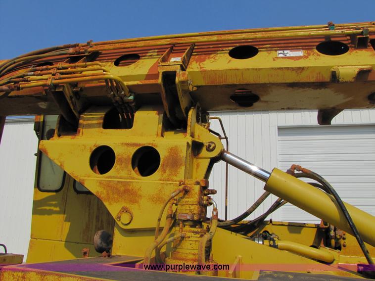 image for item 3464 Gradall G3WD wheel excavator