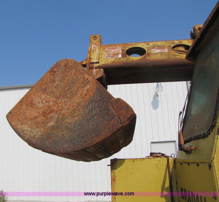 image for item 3464 Gradall G3WD wheel excavator