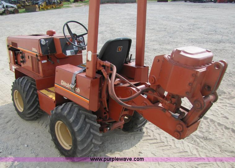 image for item 3465 Ditch Witch 350SX cable plow