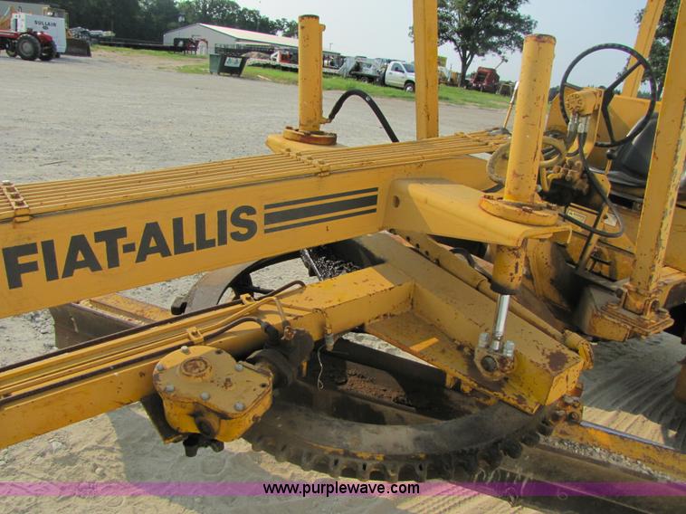 image for item 3466 Fiat-Allis 65 motor grader