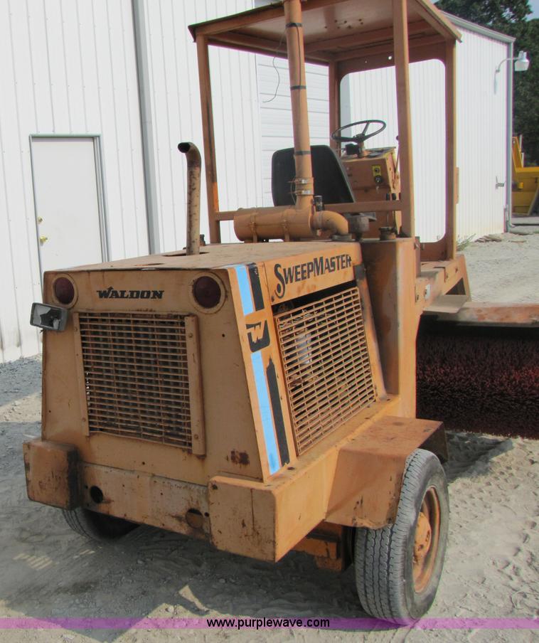 image for item 3467 Waldon SweepMaster street sweeper
