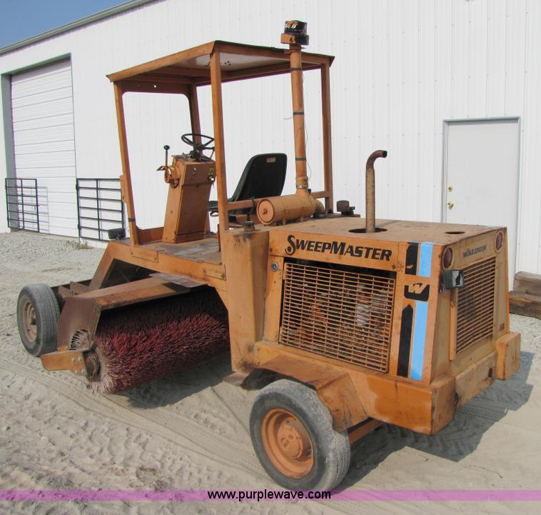 image for item 3467 Waldon SweepMaster street sweeper