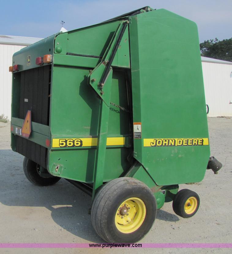 image for item 3469 1997 John Deere 566 round baler