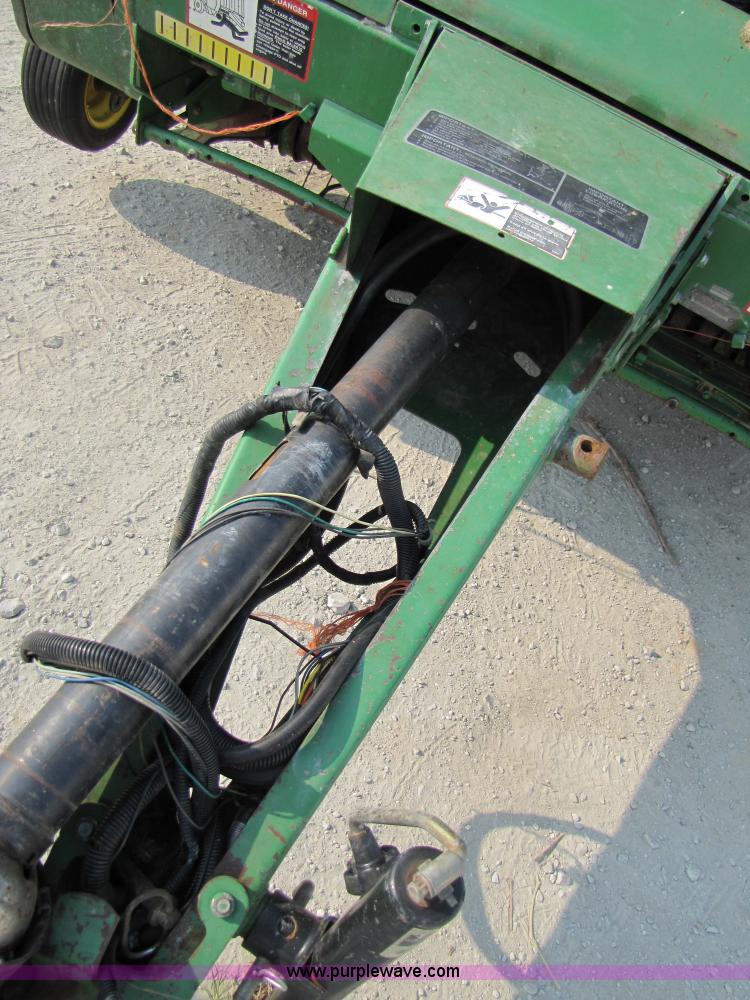 image for item 3469 1997 John Deere 566 round baler