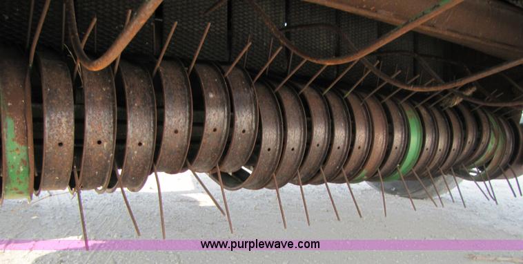 image for item 3469 1997 John Deere 566 round baler