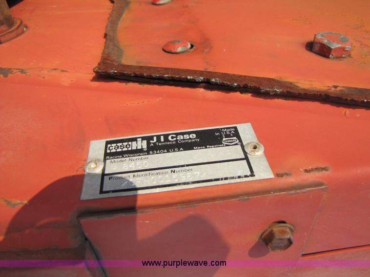 image for item 3470 1991 Case IH 8450 round baler