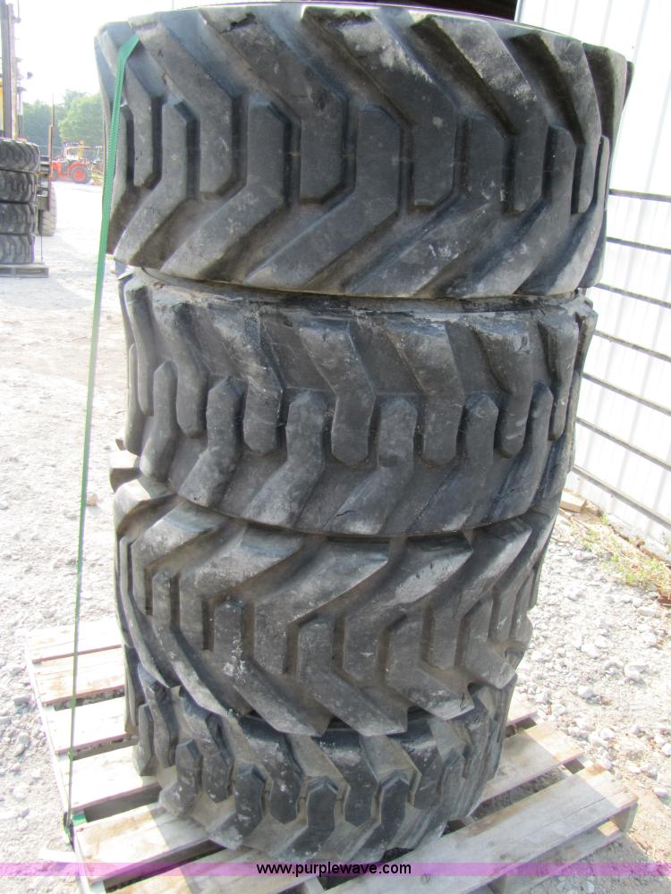 image for item 3482 (4) IN385/65D19.5 tires