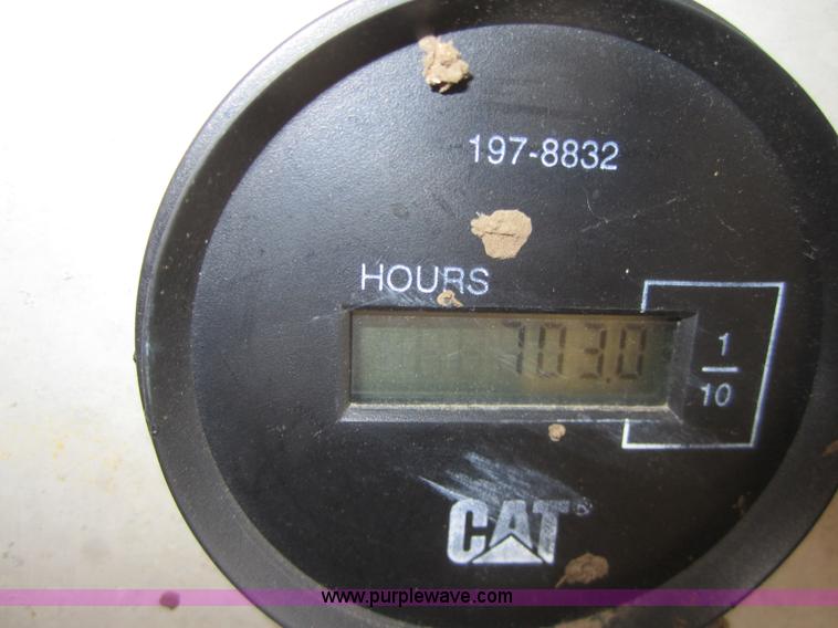 image for item 3712 1975 Caterpillar D7F dozer